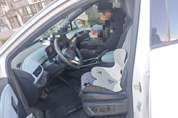 Used Volkswagen ID.4 X 2025 Smart Version Pure & Intelligent Enjoyment Edition Left Front Seat