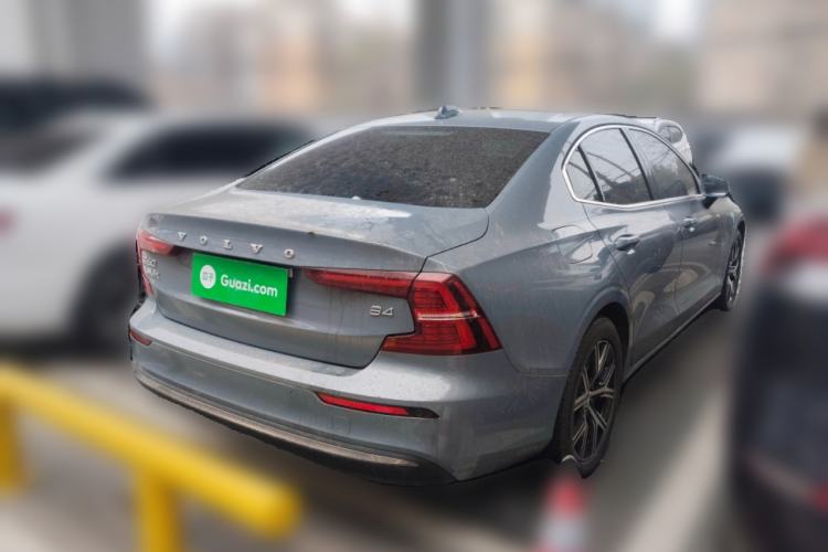 Used Volvo S60 2024 B4 Zhiyi Luxury Edition