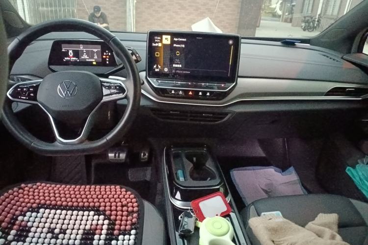 Used Volkswagen ID.4 CROZZ 2022 Long-Range PURE+ Edition Center Console