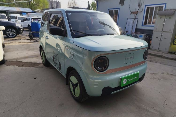 Used Geely Galaxy Panda 2024 Panda Mini 200km Endurance Bear Exterior 1