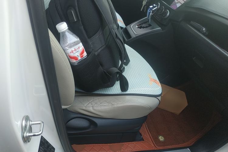 Used Mazda 5 2013 2.0L Automatic Luxury Edition Right Front Seat