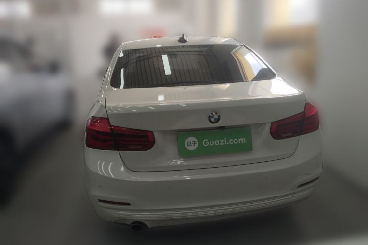 Used BMW 3 Series 2018 318i Rear