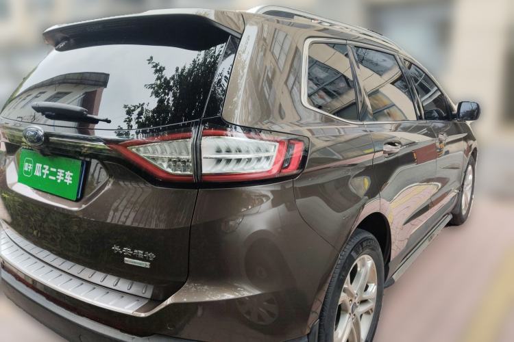 Used Ford Edge 2016 EcoBoost 245 Two-Wheel-Drive Titanium 7-Seater Rear Right 45 Deg