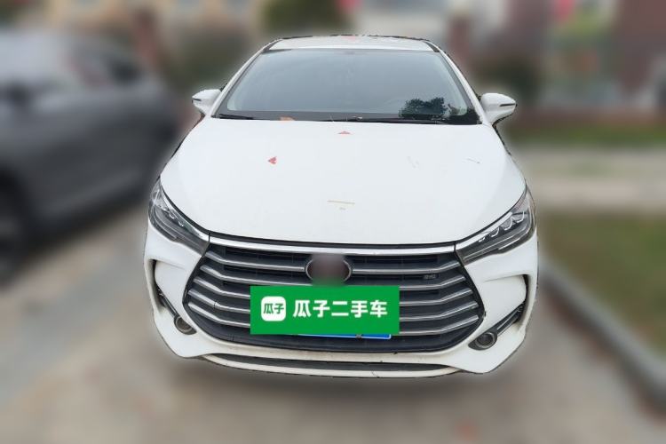 Used BYD Song MAX 2017 1.5T Manual Smart Connect Luxury 7-Seater
