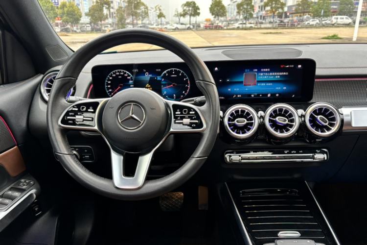 Used Mercedes-Benz GLB 2021 GLB 200 Dynamic Edition Interior 4