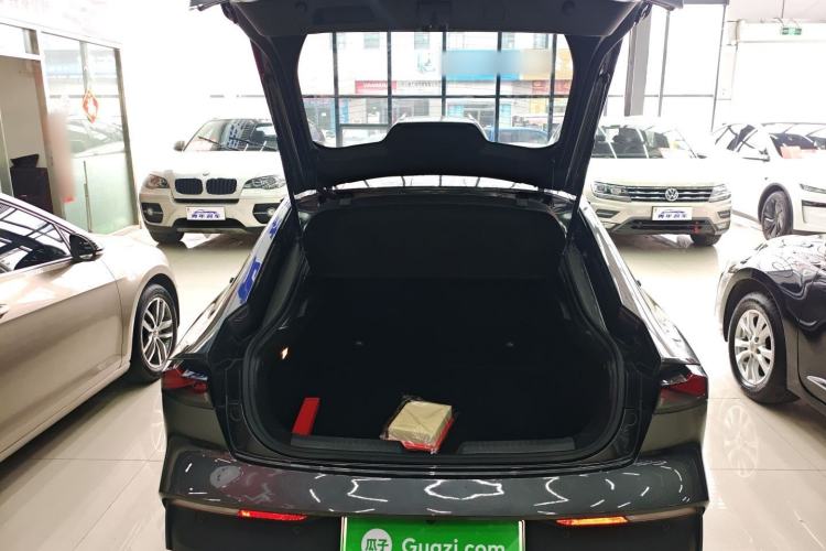 Used CHANGAN UNI-V iDD 2023 ZhiDian iDD 1.5T 113km Smart & Fun Version
