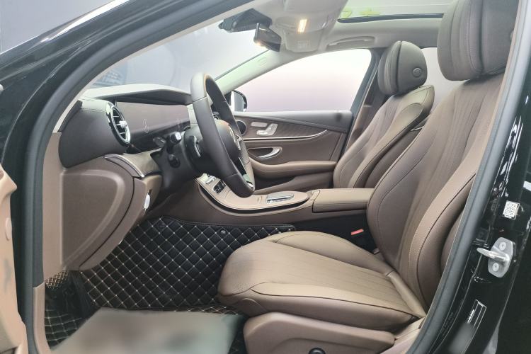 Used Mercedes-Benz E-Class 2023 Updated E 300 L Fashion Edition
