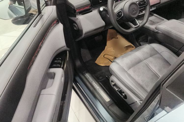 Used Zeekr 7X 2025 75 kWh Rear-Wheel Drive Intelligent Driving Version Driver Seat