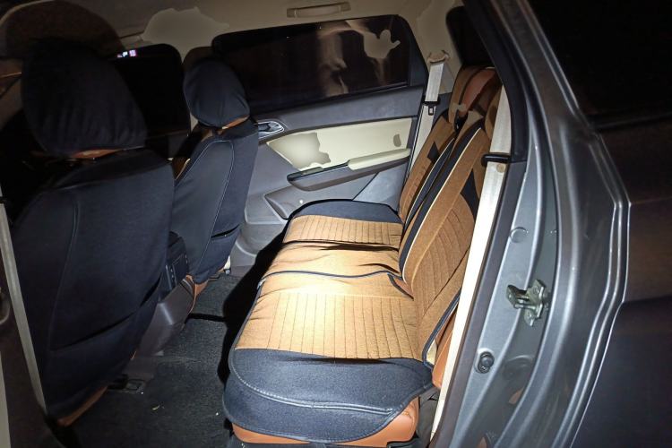 Used Baojun 310W 2017 1.5L Manual Comfort Version China V