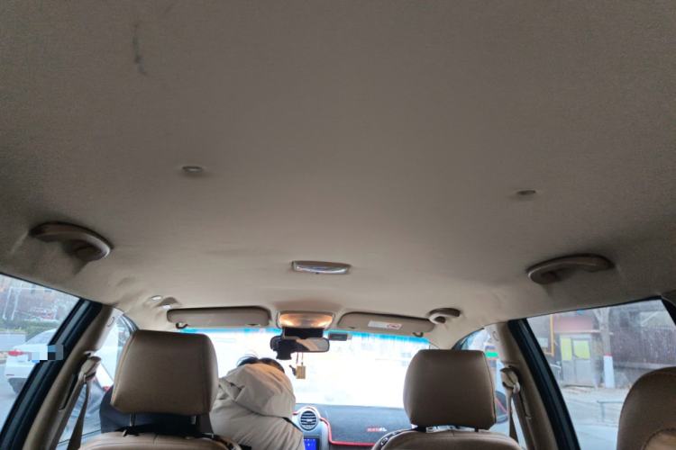 Used Haval H5 Classic 2012 European-style Version Green Quiet 2.0T Manual Two-Wheel Drive Comfort Model