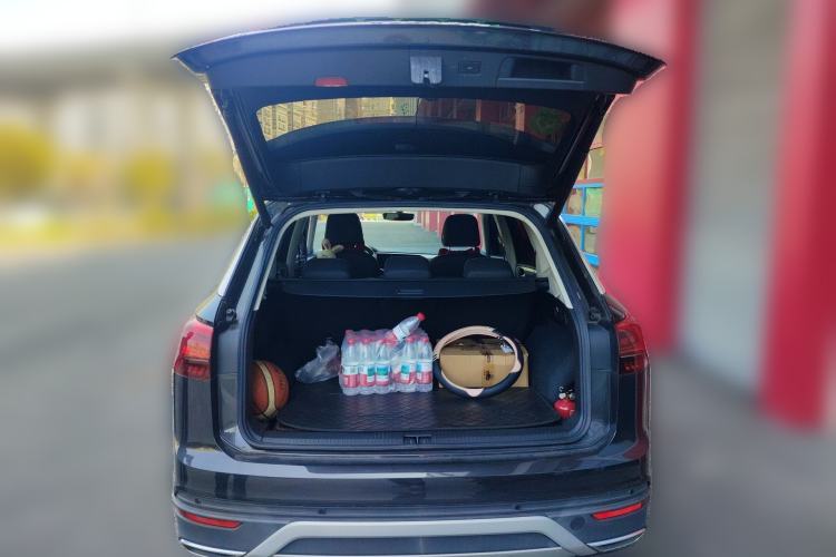 Used Volkswagen Tayron 2021 330TSI Two-Wheel-Drive 3rd Anniversary Limited Edition Trunk