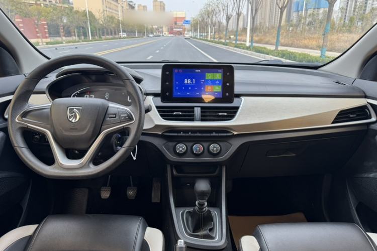 Used Baojun 360 2019 Revised Version 1.5L Manual Elite China VI
