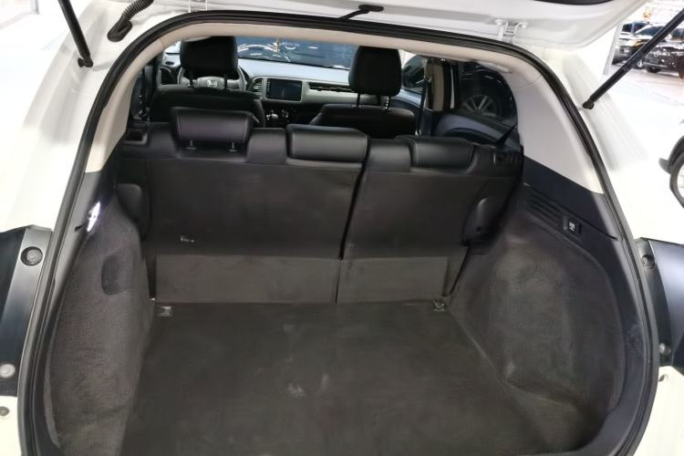 Used Honda Vezel 2020 1.5L CVT Luxury Edition
