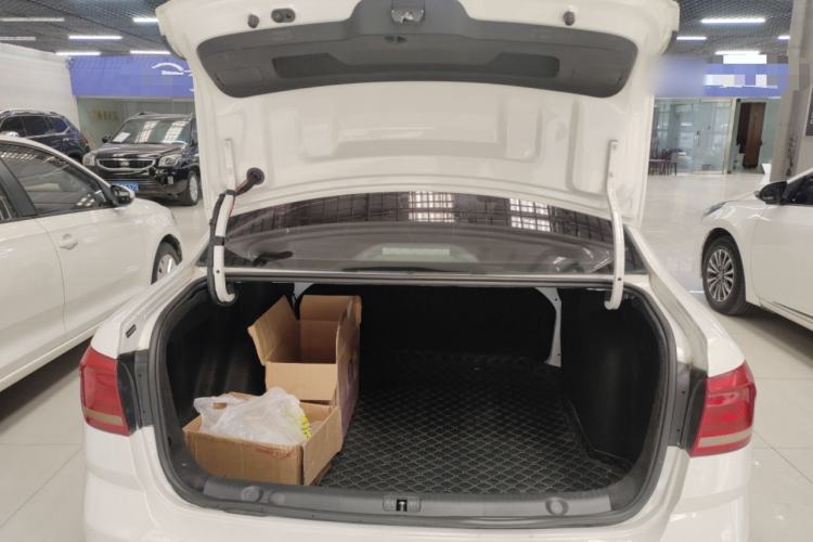 Used Volkswagen Lavida 2018 Classic 1.5L Automatic Comfort Edition China VI Standard