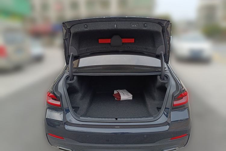 Used BMW 5 Series 2022 Second Facelift 530Li Leading Edition M Sport Package