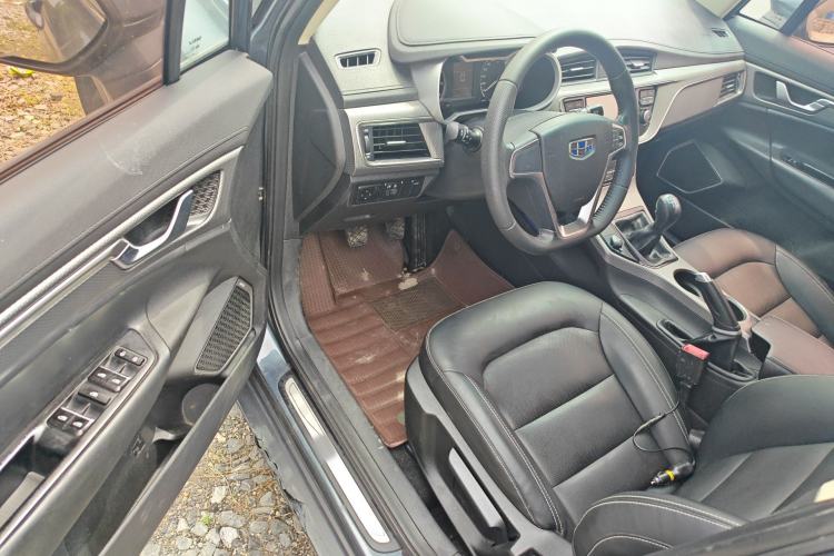 Used Geely Auto Emgrand GS 2016 Elegant Edition 1.8L Manual LingShang Model Driver Seat