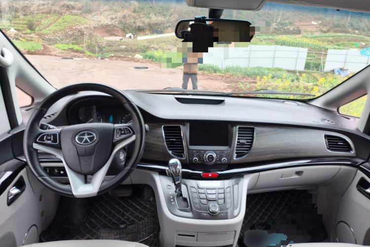 Used JAC Refine M5 2013 2.0T Gasoline Automatic Business Edition