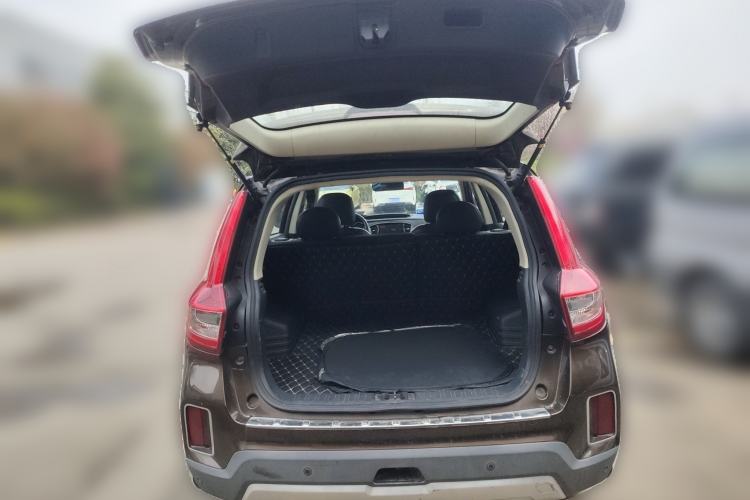 Used Geely Auto Vision X6 2016 1.3T CVT Flagship Model
