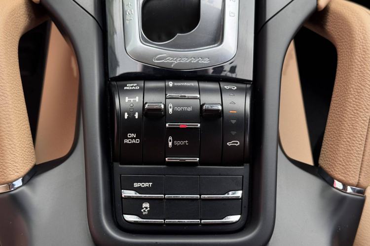 Used Porsche Cayenne 2014 Cayenne Platinum Edition 3.0T