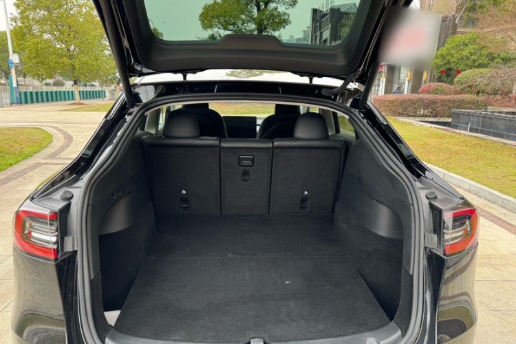 Used Tesla Model Y 2024 Rear-Wheel-Drive Version