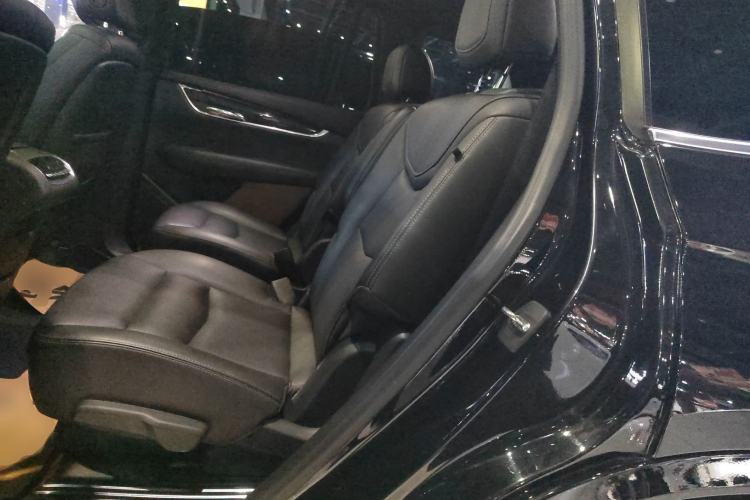 Used Cadillac XT6 2022 2.0T Six-Seater Two-Wheel-Drive Luxury Version