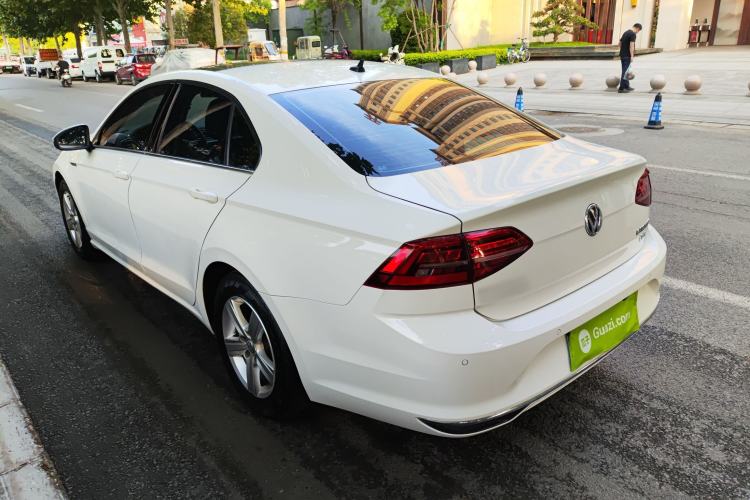 Used Volkswagen Lamando 2019 230TSI DSG Fashion Edition China VI
