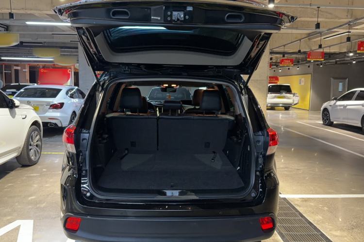 Used Toyota Highlander 2021 2.0T Four-Wheel Drive Luxury Edition 7 Seats Trunk