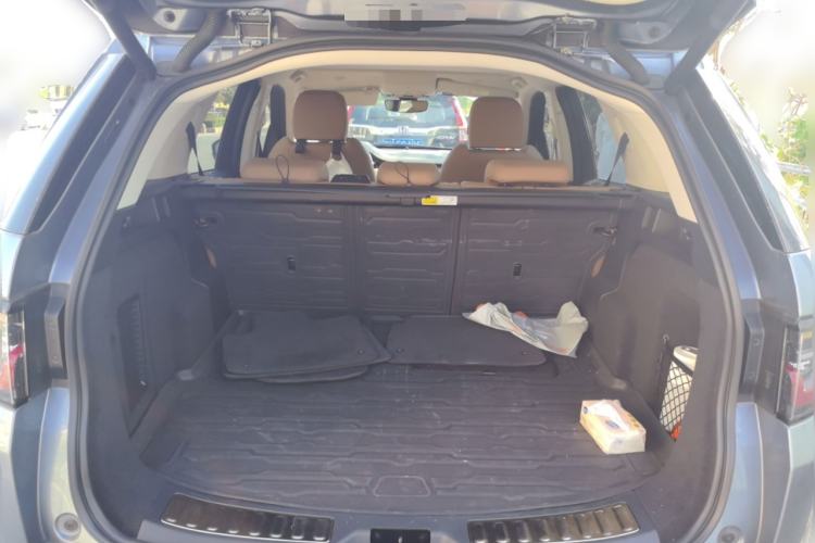 Used Land Rover Discovery Sport 2025 249 PS Performance Tech Edition Trunk