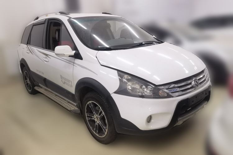 Used FORTHING Joyear SUV 2012 1.6L Luxury Model
