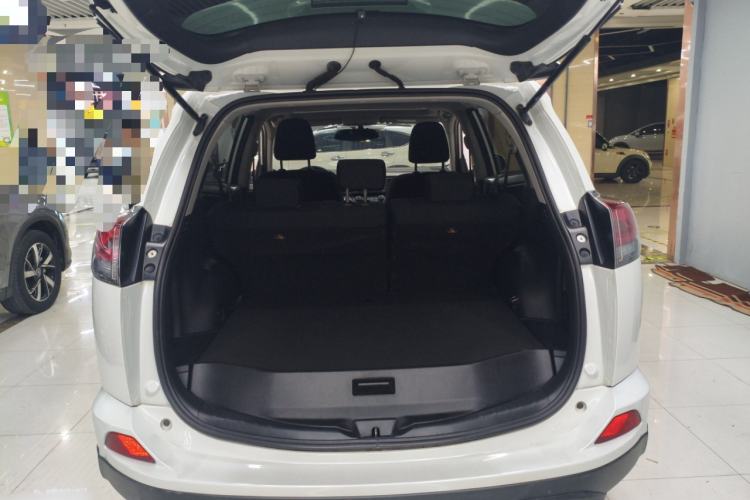 Used Toyota RAV4 2016 2.0L CVT Two-Wheel Drive Comfort Edition China V Standard