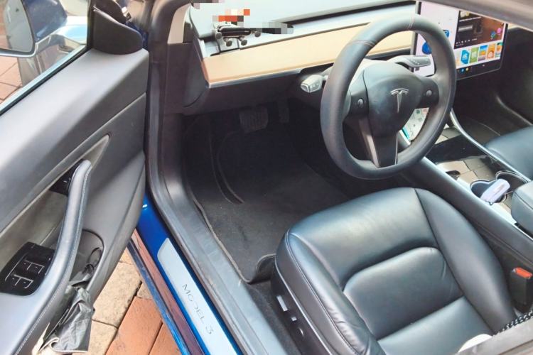 Used Tesla Model 3 2019 Long-Range All-Wheel-Drive Version