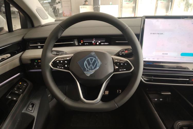 Used Volkswagen ID.7 VIZZION 2024 AIR model Steering Wheel