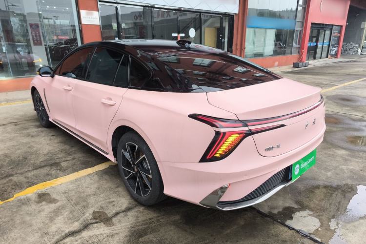 Used Hongqi H6 2024 2.0T ZhiMei Edition
