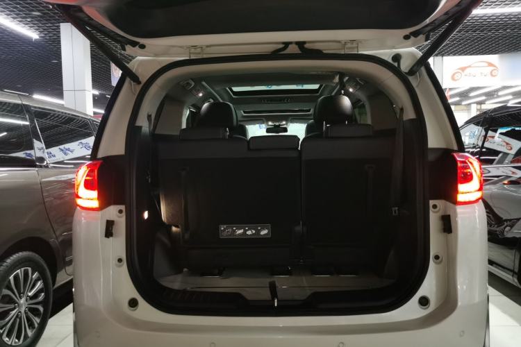 Used GAC Trumpchi M8 2023 Lingxiu Series 390T Prestige Edition
