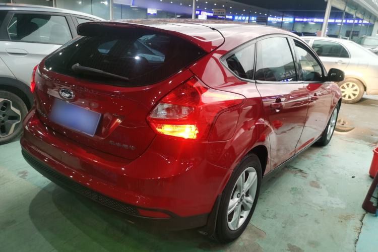 Used Ford Focus 2012 Hatchback 1.6L Automatic Fashion Edition
