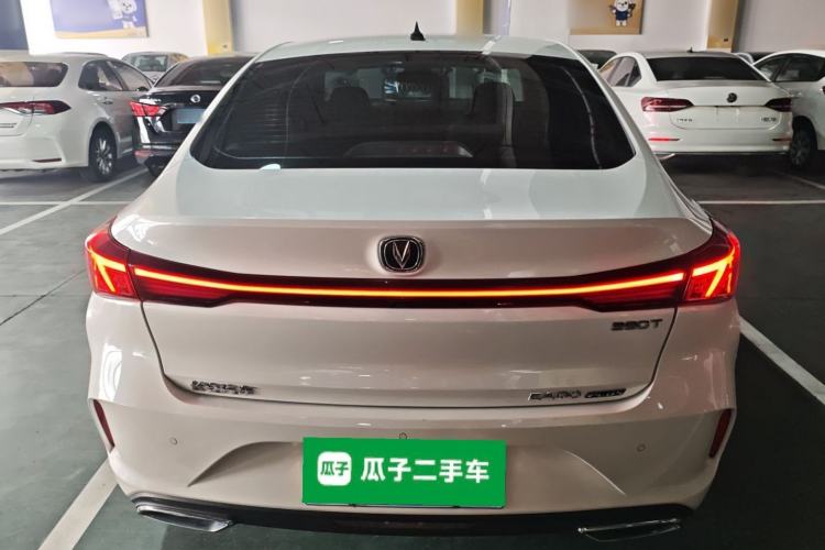 Used CHANGAN Eado 2023 Changan Edition PLUS Blue Whale NE 1.4T GDI DCT Prestige Version
