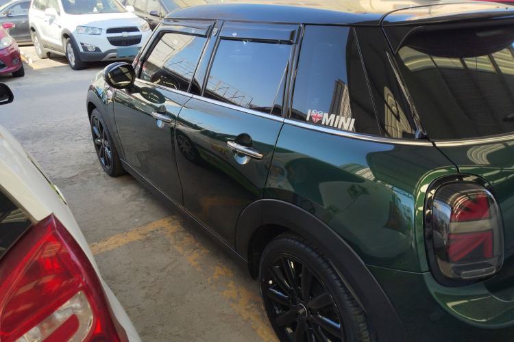 Used MINI MINI 2016 2.0T COOPER S Pioneer Edition Five-Door Model