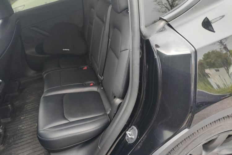 Used Tesla Model Y 2023 Rear-Wheel-Drive Version
