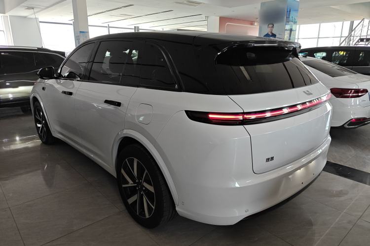 Used Li Auto L7 2023 Pro Model Rear Left 45 Deg