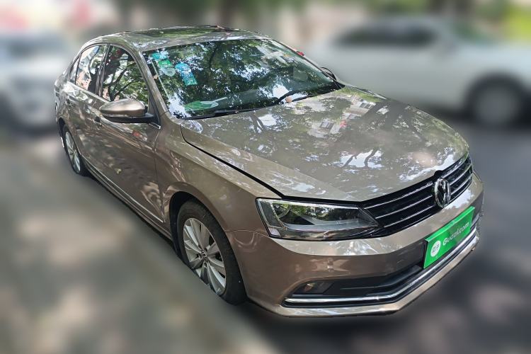 Used Volkswagen Sagitar 2017 1.6L Automatic Comfort Model
