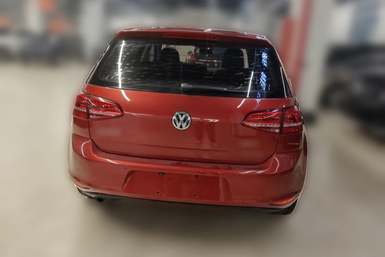 Used Volkswagen Golf 2016 230TSI Automatic Comfort Version
