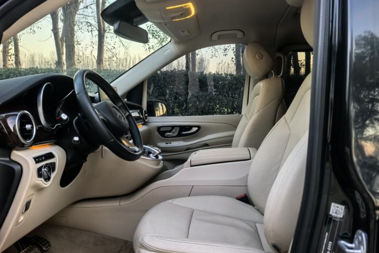 Used Mercedes-Benz V-Class 2016 V 260 L Prestige Extended Edition