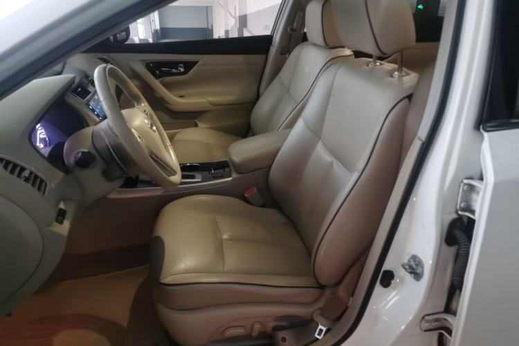 Used Nissan Teana 2015 Duke 2.5L XV Champions League Glory Edition
