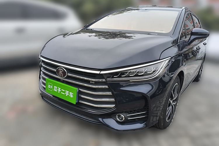 Used BYD Song MAX 2018 1.5T Automatic Smart Connect Elite Model with 6 Seats