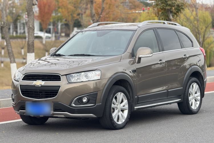 Used Chevrolet Captiva 2015 2.4L 4x4 Flagship Edition 7-Seater