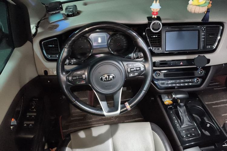 Used Kia Carnival 2017 2.2T Flagship Edition China V Standard
