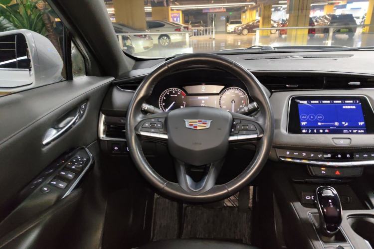 Used Cadillac XT4 2021 28T Two-Wheel Drive Tech Edition
