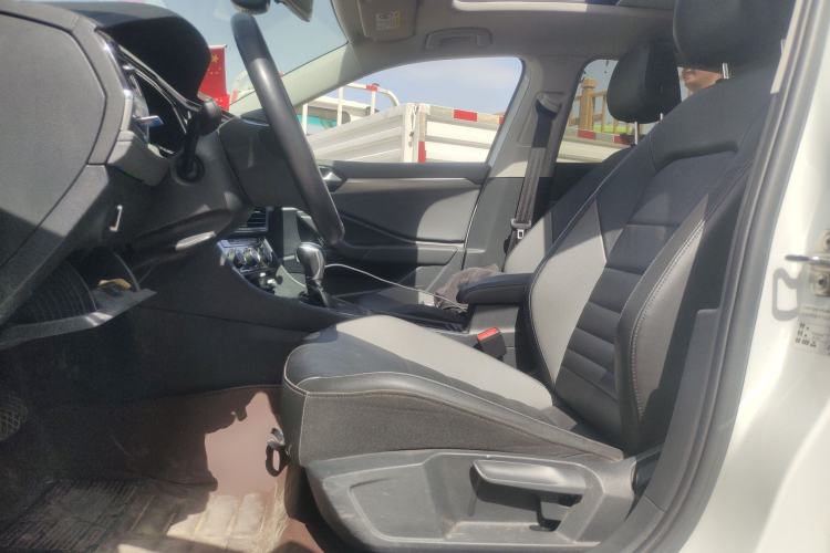 Used Volkswagen Sagitar 2022 280TSI DSG Excellence Edition Left Front Seat