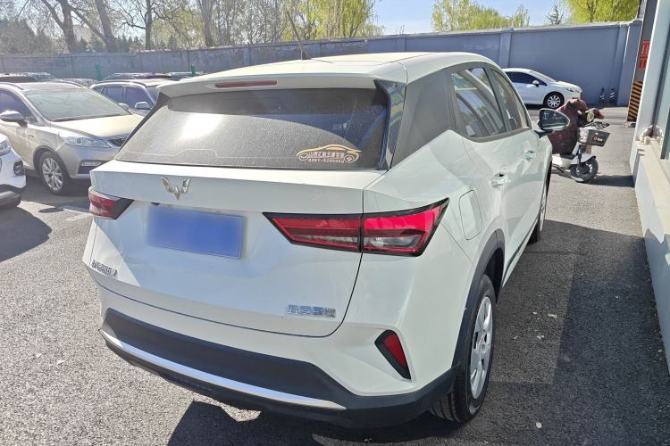 Used Wuling Alvez 2022 1.5L Manual Free-Style Model