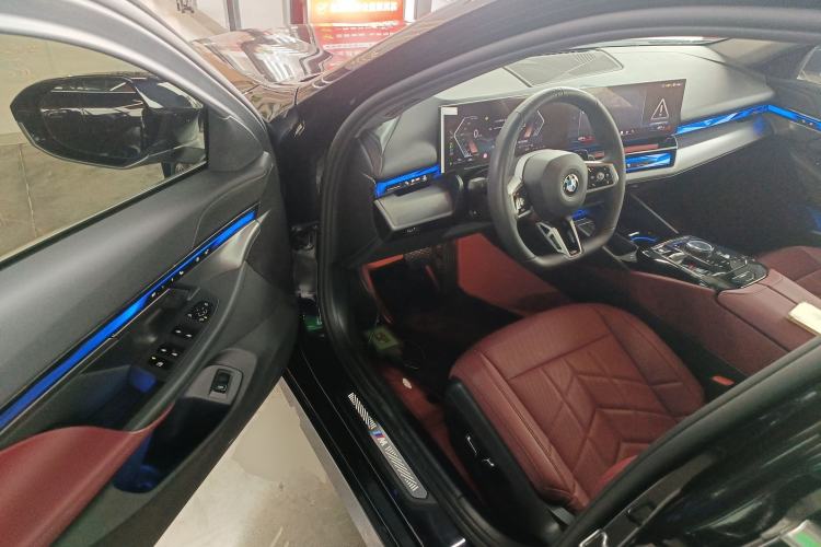 Used BMW 5 Series 2025 525Li M Sport Package
